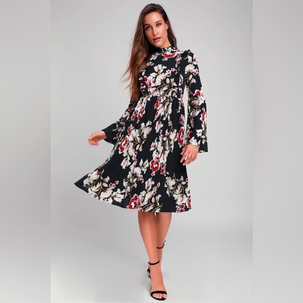 Lulus Garden Glory Pleated Floral Midi Dress Bell Sleeve